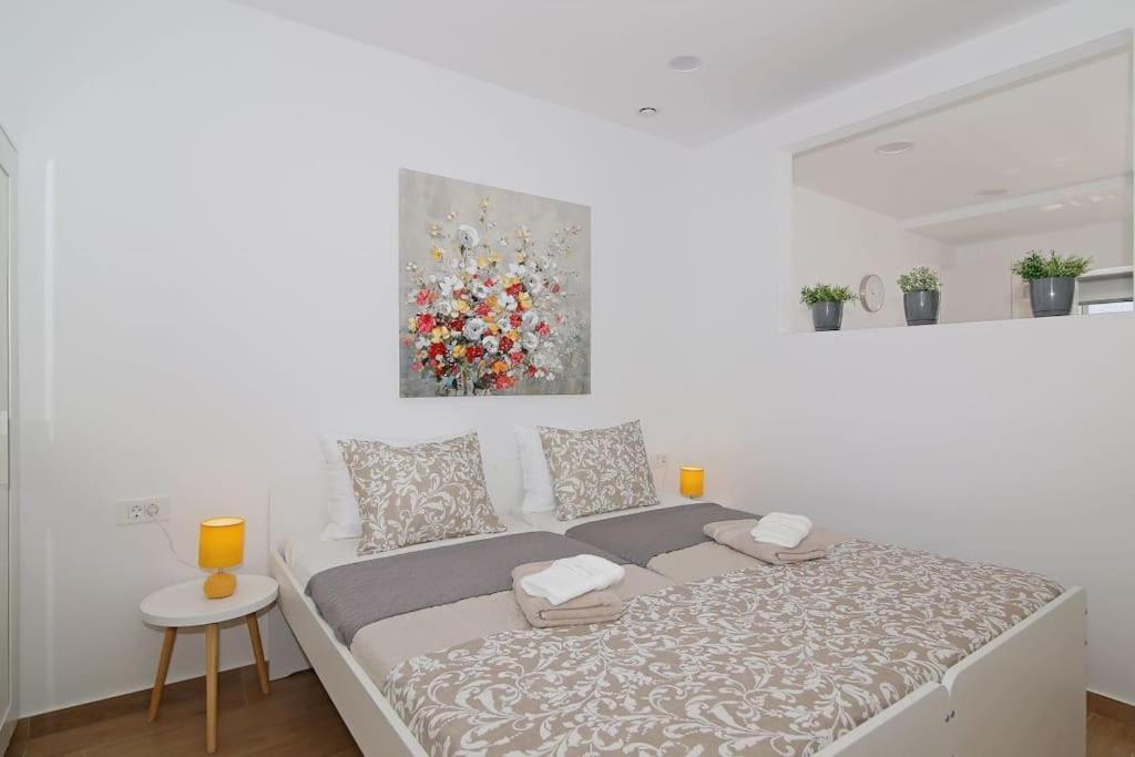 Studio Apartman Karlita Slano Exterior foto